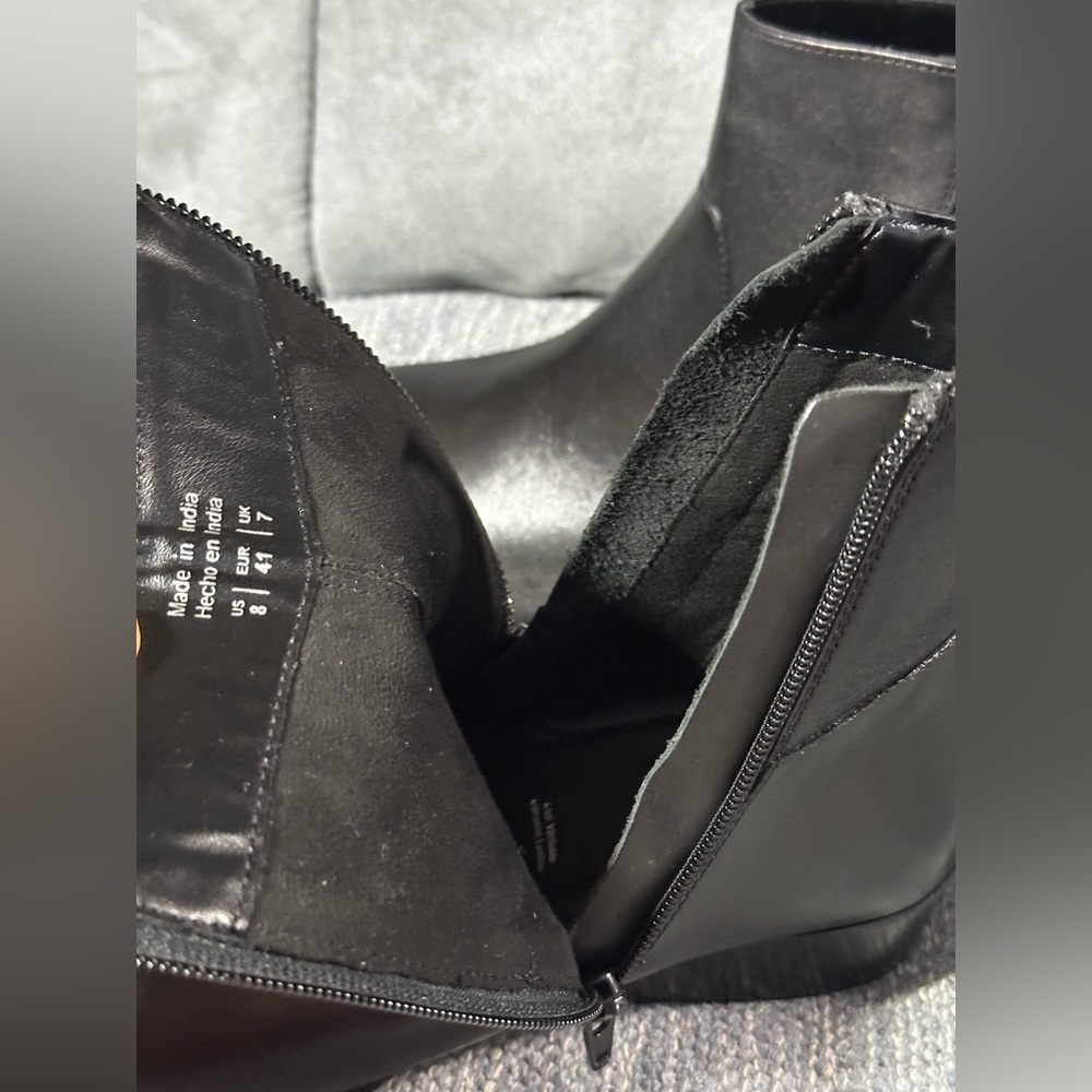 Aldo Black Ankle Boots - Picture 5 of 6